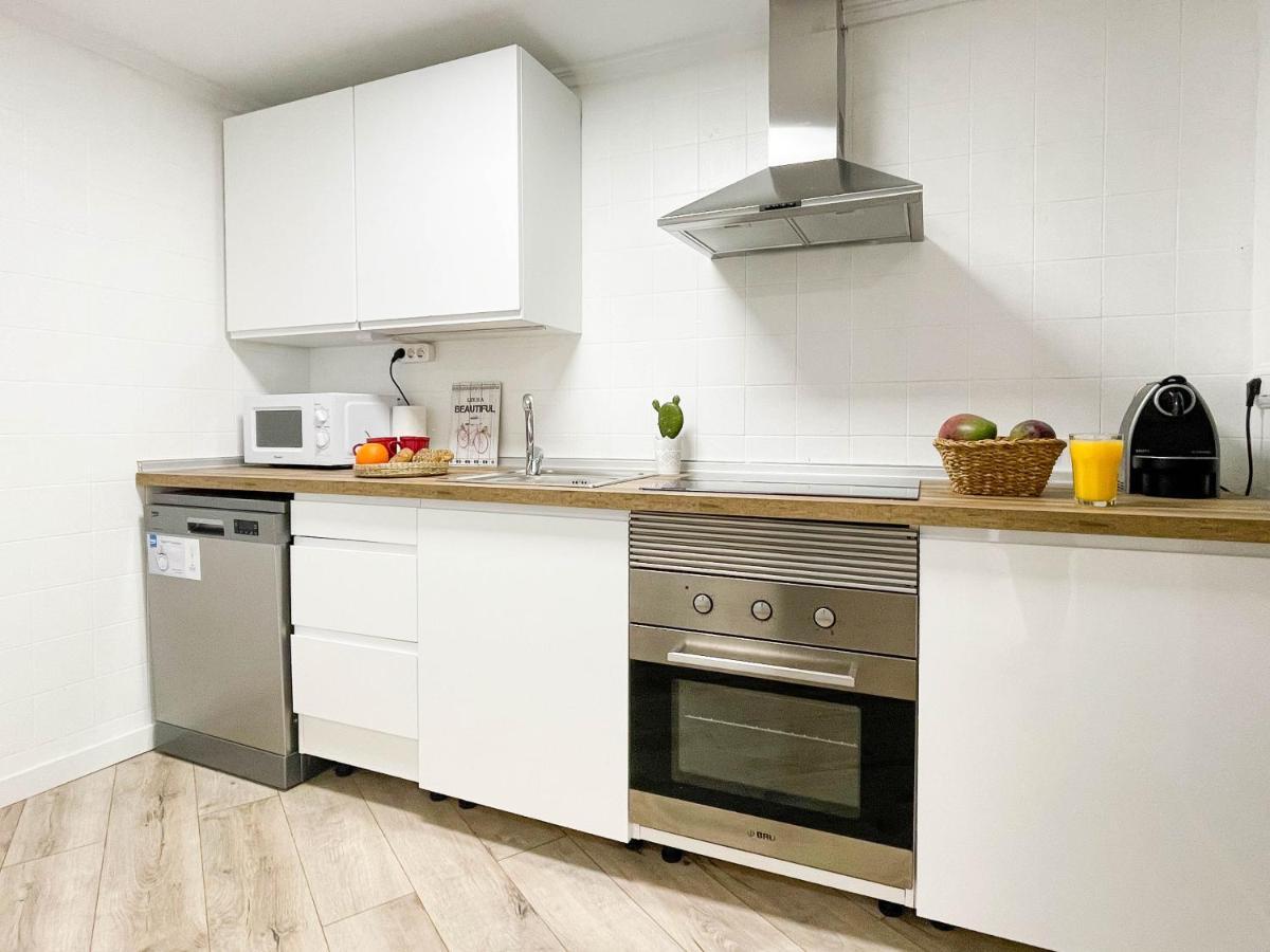 Modern 2 Bedroom Apartment Close To City Center Alicante Kültér fotó
